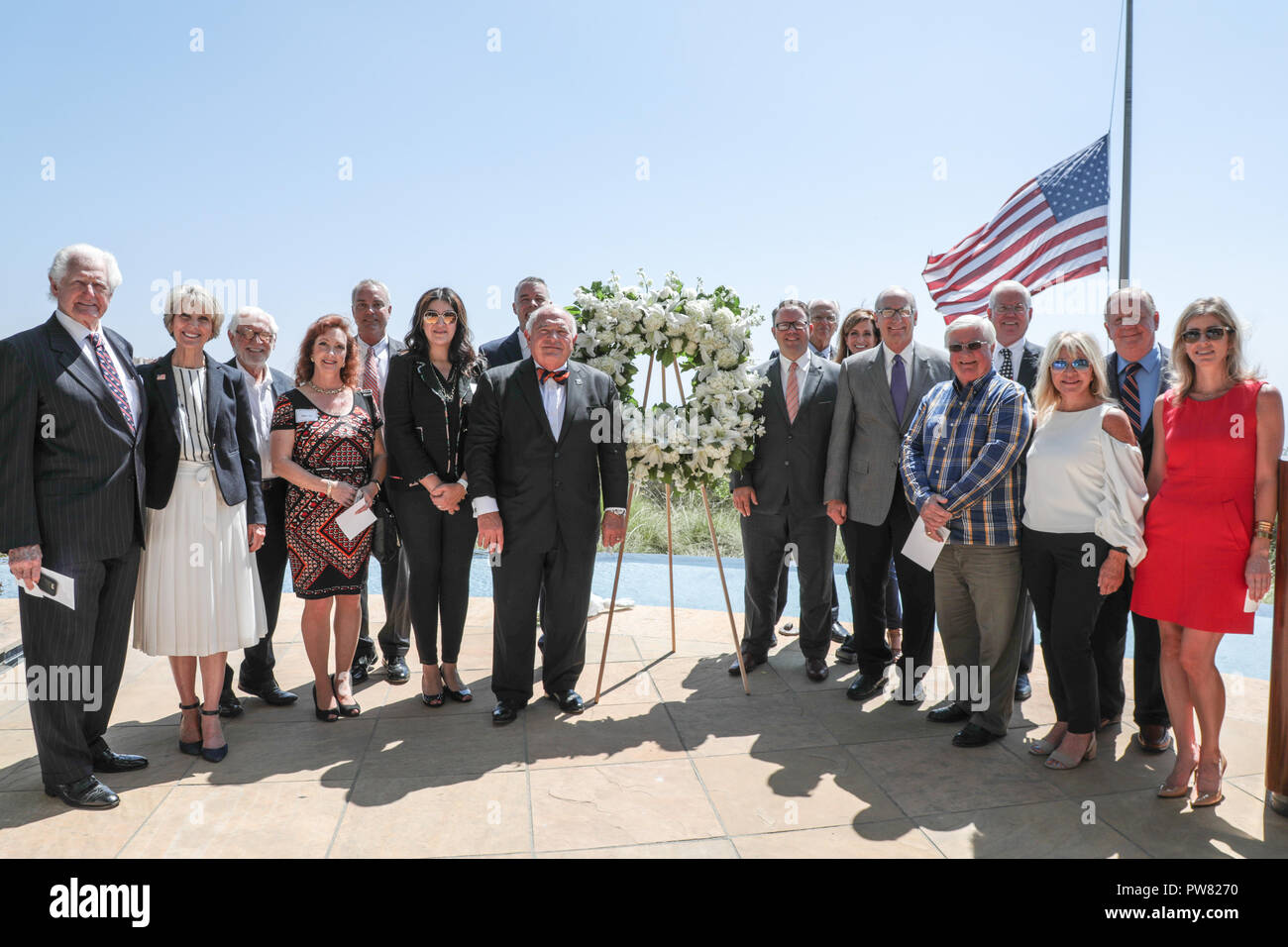 American flags 11 memorial pepperdine hires stock photography and
