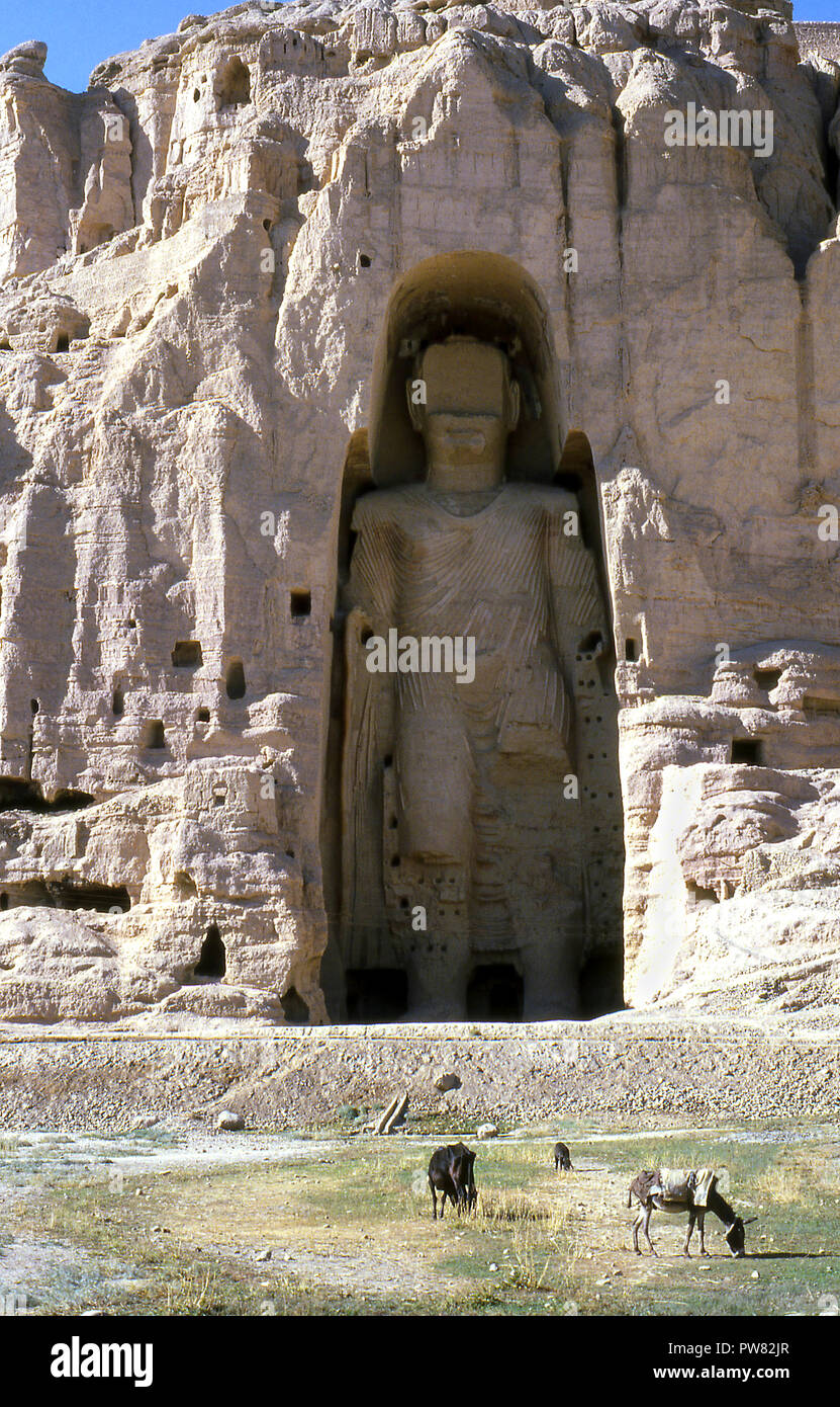 1978, Buddha statue before being destroyed by Taliban, Afghanistan Stock Photo