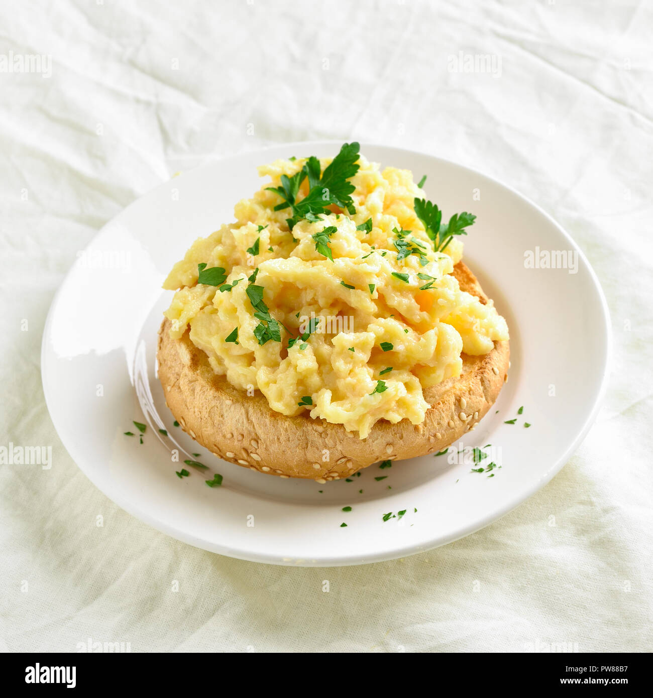 bowl of scrambled eggs Stock Photo - Alamy