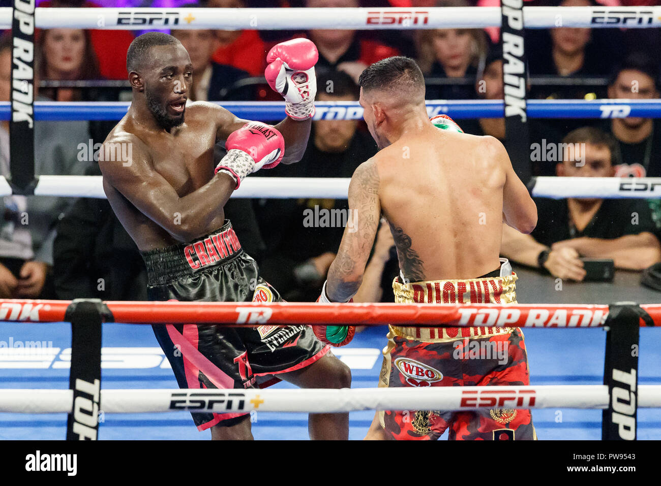 Omaha, NE U.S. 13th Oct, 2018. Terence ''Bud'' Crawford (Black And Pink ...