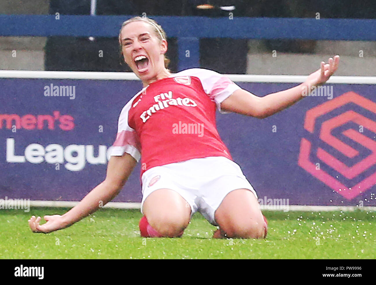 Kingston upon Thames, UK. October 14. 2018 Jordan Nobbs of Arsenal celebrates her 2nd goal during The FA Women's Super League match between Chelsea FC Women and Arsenal at Kingsmeadow Stadium, Kingston upon Thames, England on 14 Oct 2018.  Credit Action Foto Sport Credit: Action Foto Sport/Alamy Live News Stock Photo