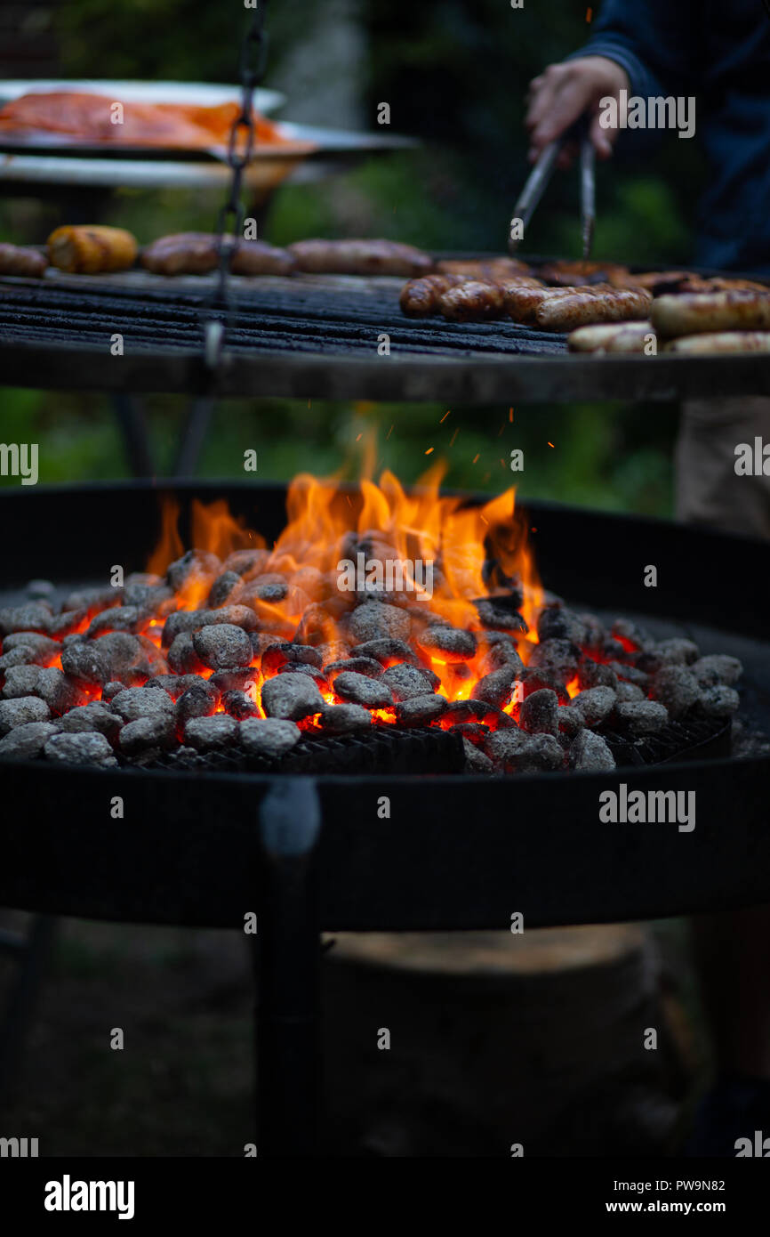 Barbeque grill rustic hi-res stock photography and images - Alamy