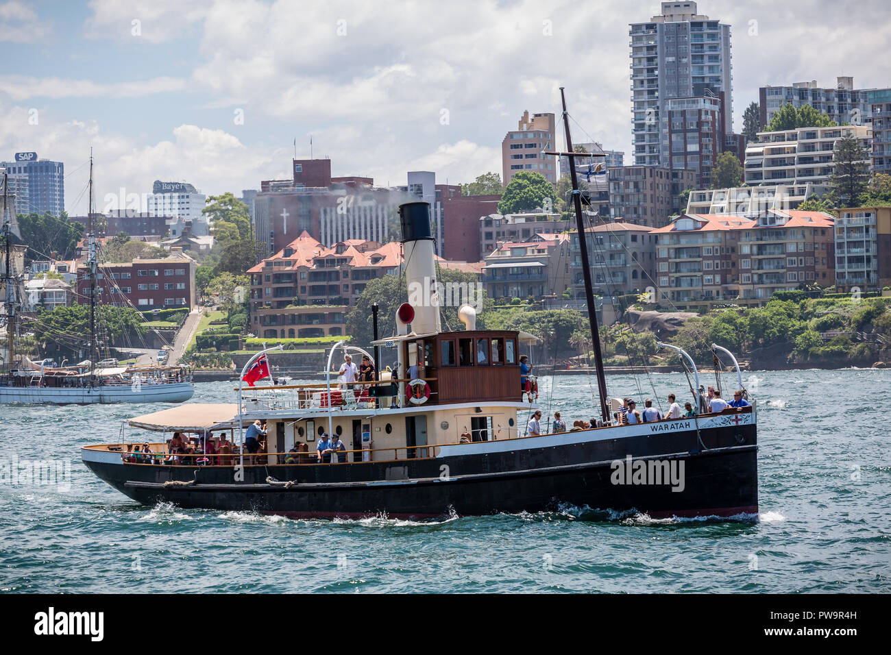 Steam tug waratah hires stock photography and images Alamy