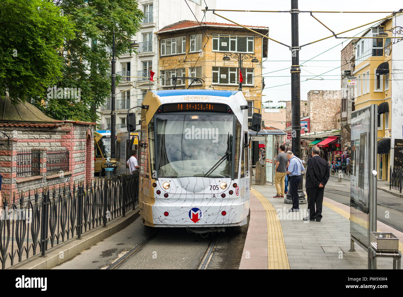 How to get to hhggg in Fatih by Bus, Tram, Metro, Train or Cable Car?