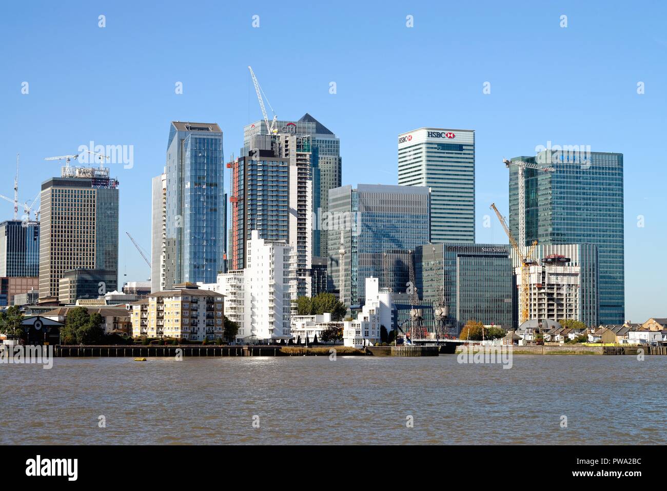 North quay canary wharf skyline hi-res stock photography and images - Alamy