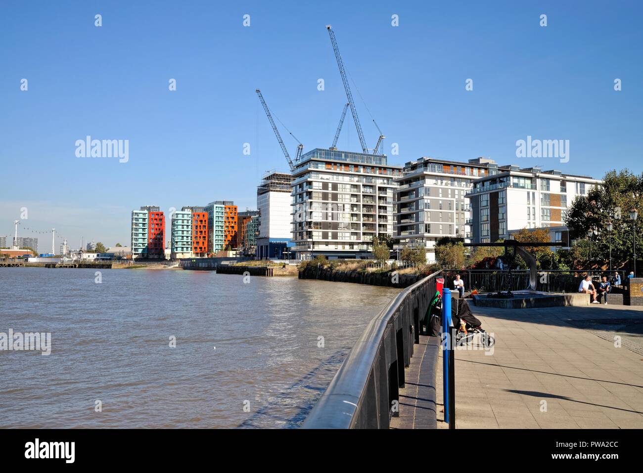The River Gardens New Apartments By The River Thames At Greenwich