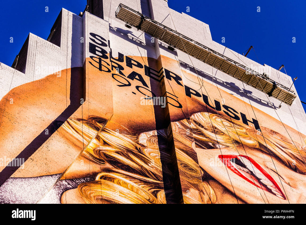 Billboard painters hires stock photography and images Alamy