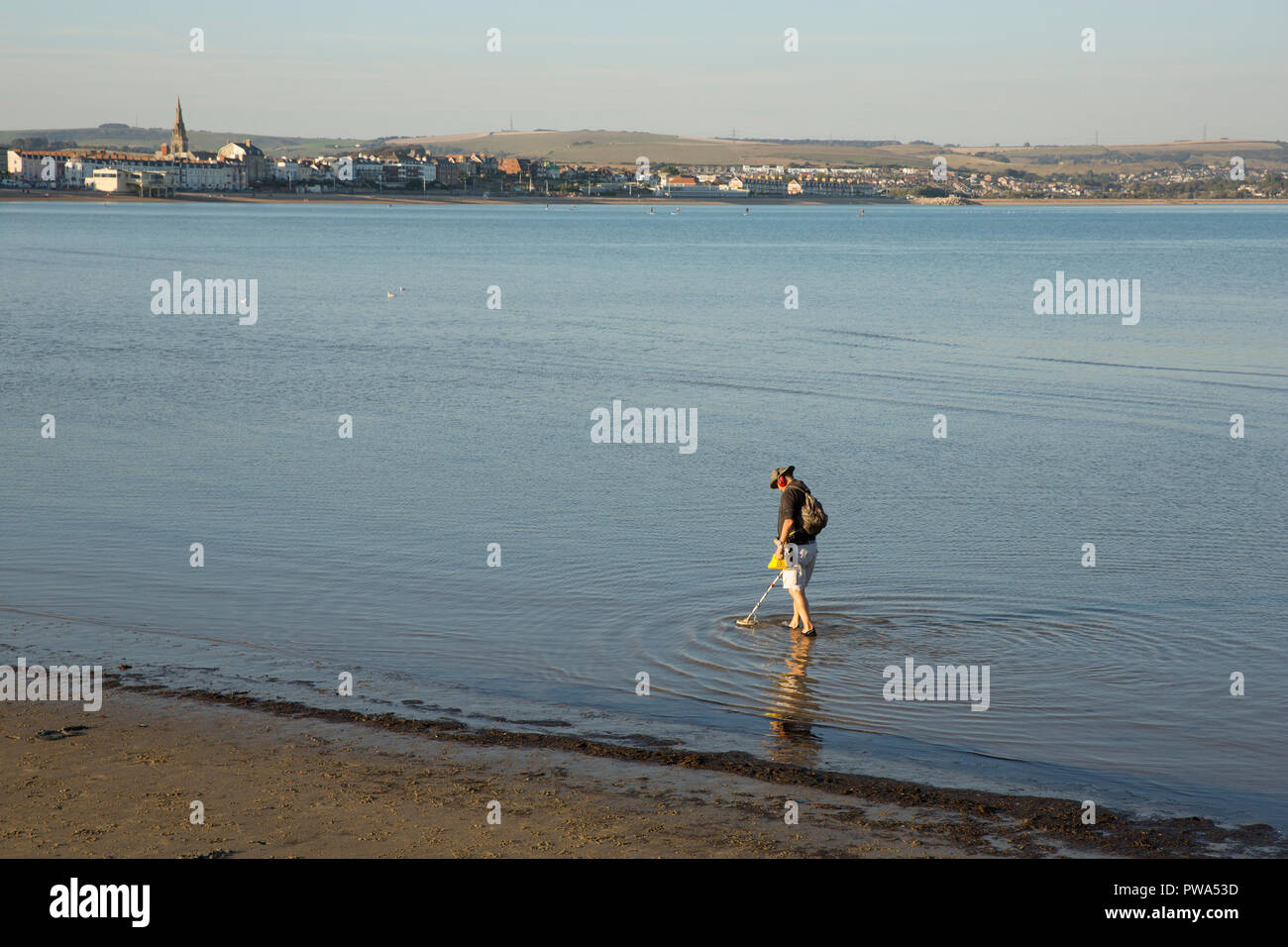 Metal Detecting Stock Photos & Metal Detecting Stock Images Alamy