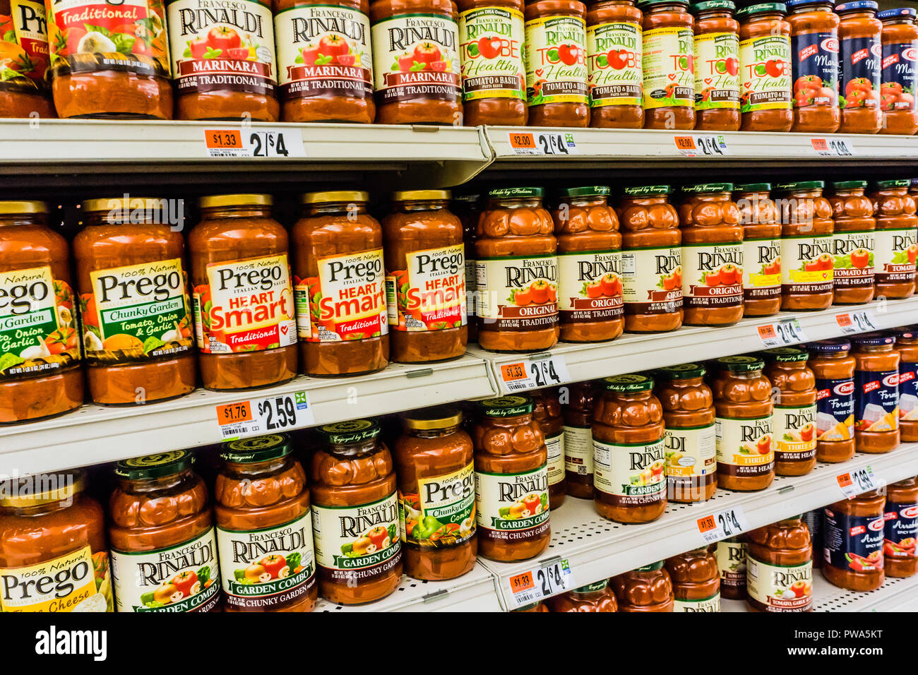 Supermarket Shelves Stop & Shop Granby, Connecticut, USA Stock Photo
