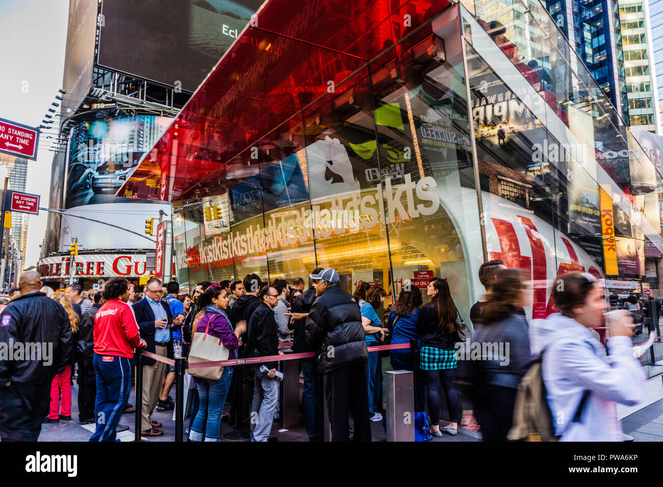 TKTS Times Square Manhattan New York, New York, USA Stock Photo Alamy