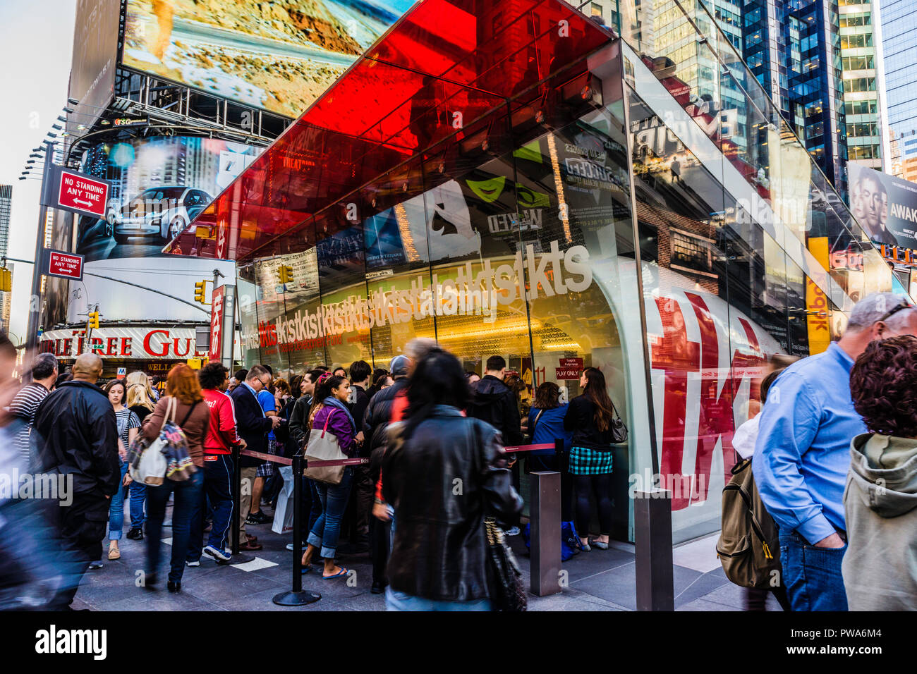 TKTS Times Square Manhattan New York, New York, USA Stock Photo Alamy