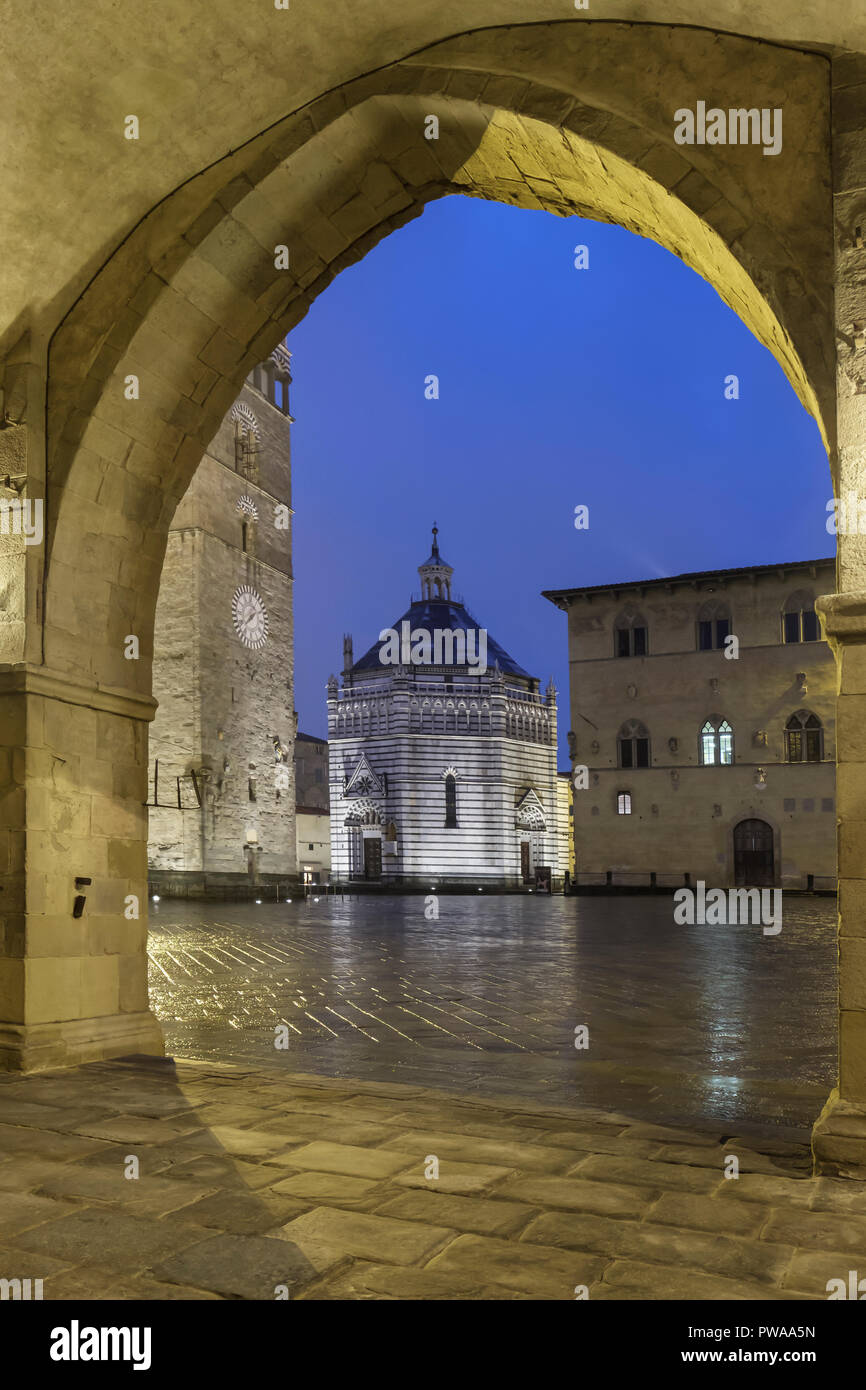 Raining on the Campanile del Duomo di Pistoia, Battistero di San Giovanni in Corte Pistoia, Palazzo Pretorio, Piazza Duomo, Duomo Square, Tuscany, Ita Stock Photo