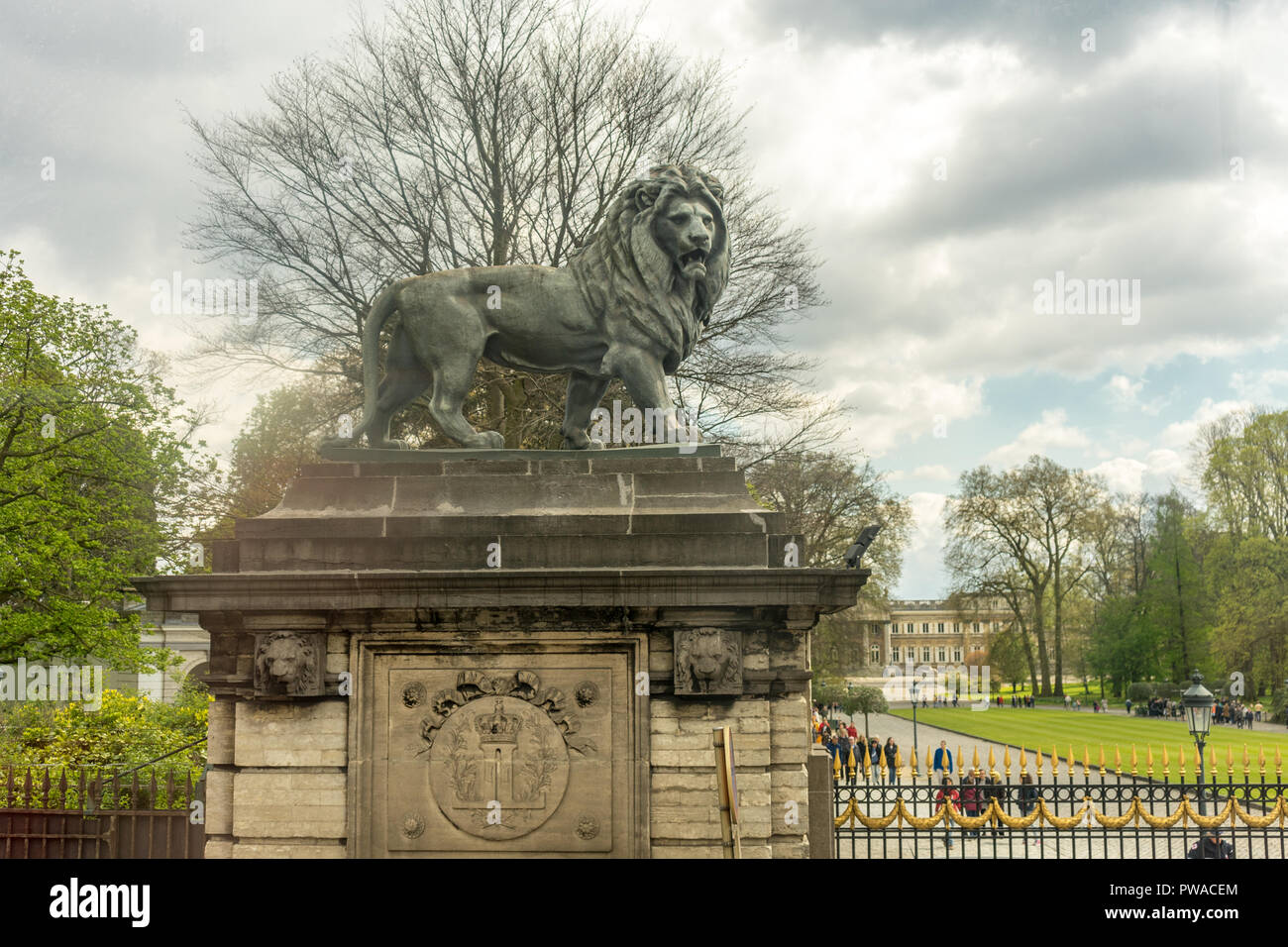 Lion statue brussels hires stock photography and images Alamy