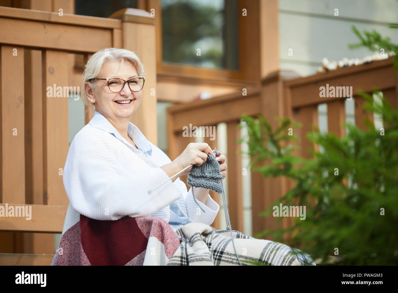 Granny rocking chair hires stock photography and images Alamy