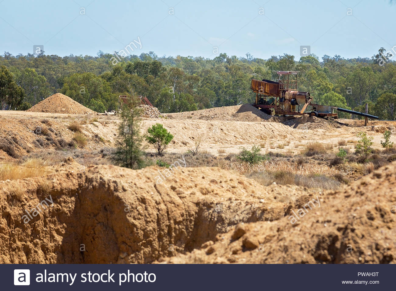 Sieve Soil Stock Photos & Sieve Soil Stock Images - Alamy