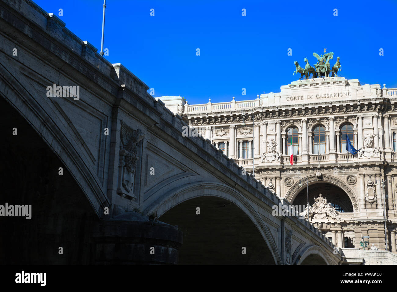 Famous Rome bridges near Vatican City Stock Photo Alamy