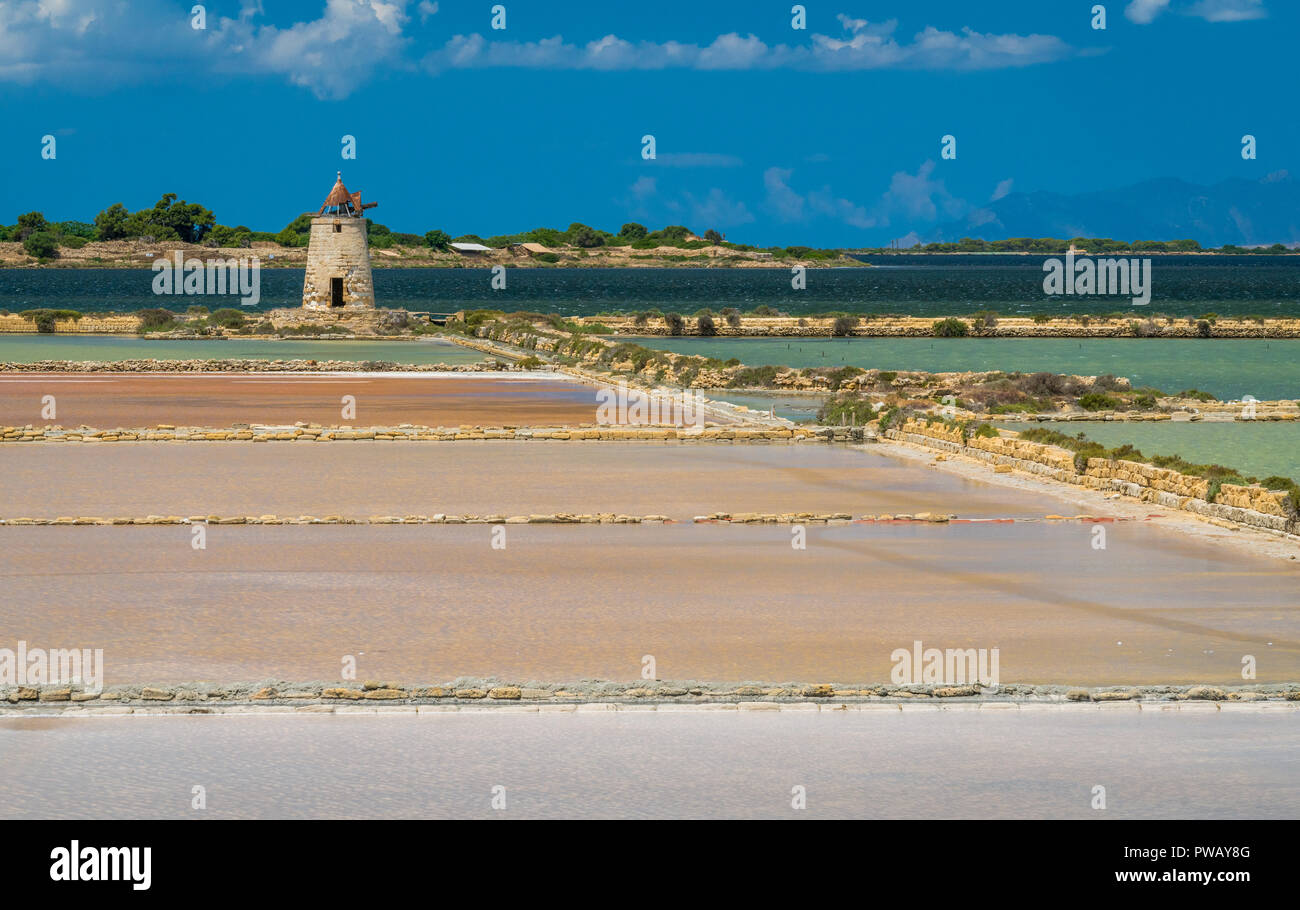 Salt flats at the natural reserve of the 'Saline dello Stagnone' near Marsala and Trapani, Sicily. Stock Photo