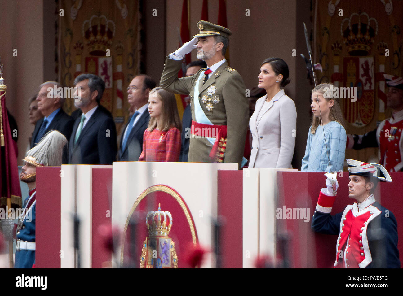 Madrid, Spanien. 12th Oct, 2018. Princess Leonor, King Felipe VI, Queen Letizia and Princess Sofia at the Spanish National Day military parade. Madrid, 12.10.2018 | usage worldwide Credit: dpa/Alamy Live News Stock Photo