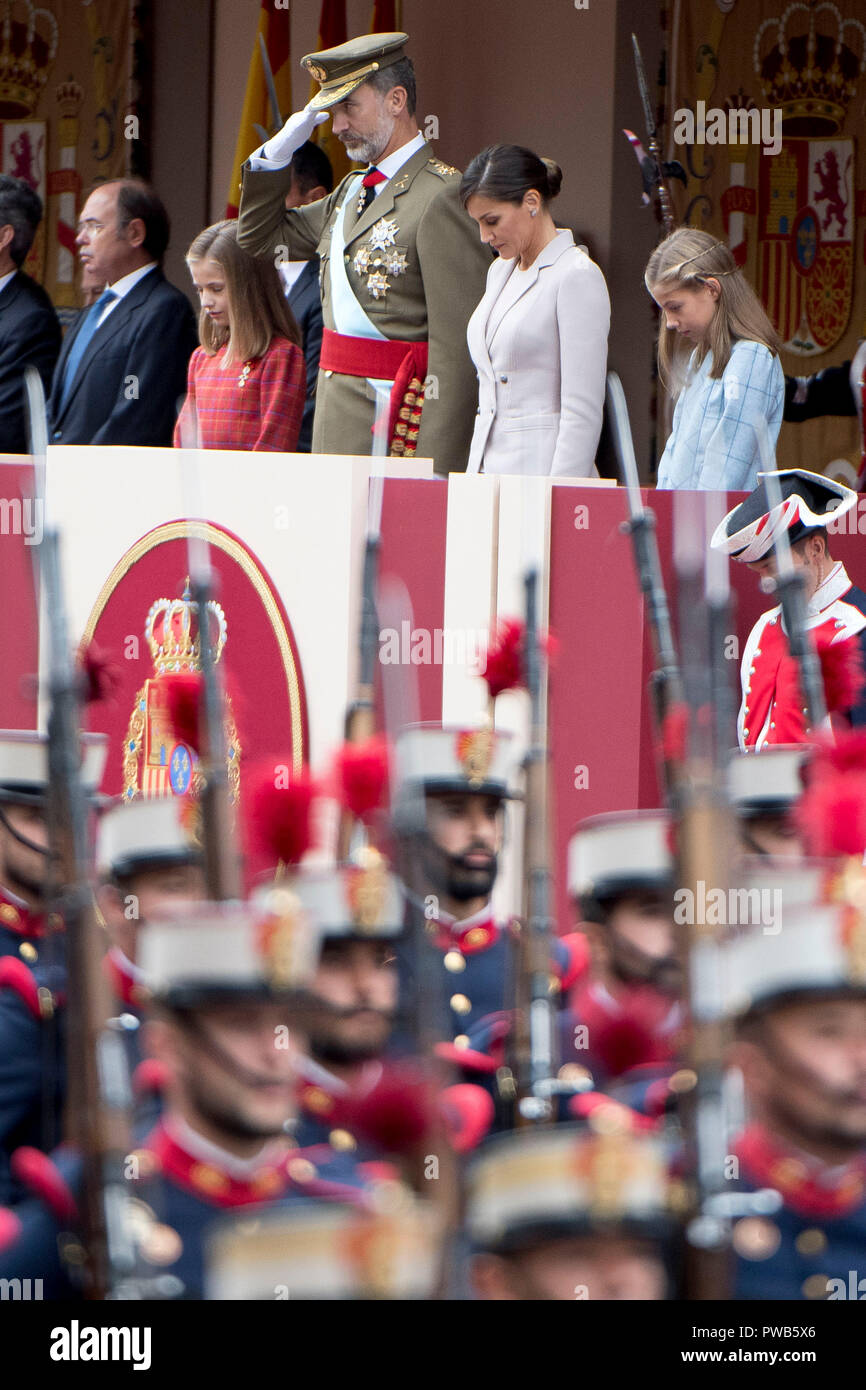 Madrid, Spanien. 12th Oct, 2018. Princess Leonor, King Felipe VI, Queen Letizia and Princess Sofia at the Spanish National Day military parade. Madrid, 12.10.2018 | usage worldwide Credit: dpa/Alamy Live News Stock Photo