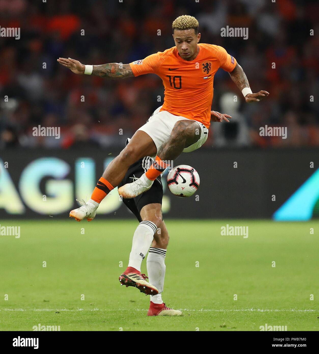 Memphis depay netherlands jersey 2018 sales
