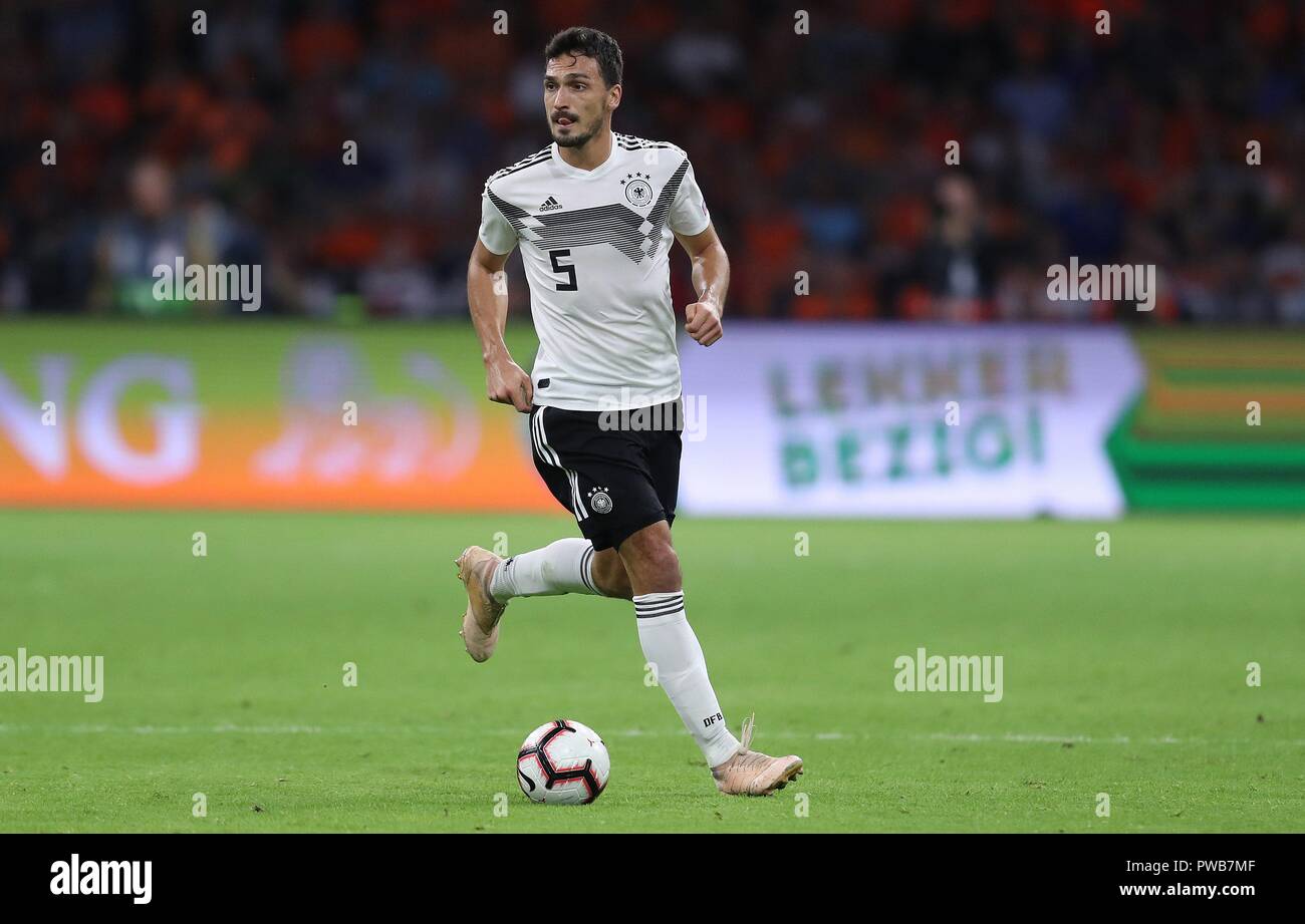 Amsterdam, Niederlande. 13th Oct, 2018. firo: 13.10.2018, Football ...