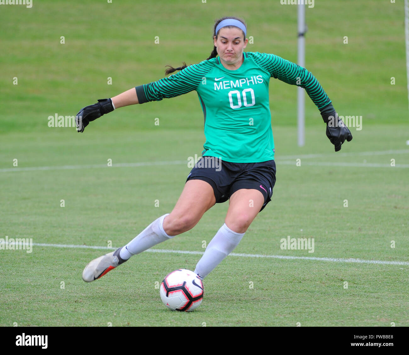 Memphis, TN, USA. 14th Oct, 2018. Memphis Tigers goalkeeper, ELIZABETH