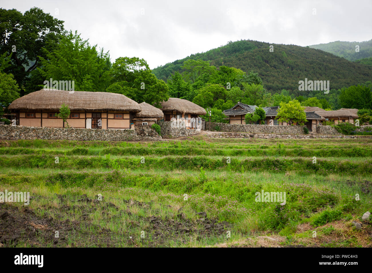 Oeam Folk Village Asan Si Chungcheongnam Do South Korea Stock Photo Alamy Oeam Folk Village Asan Si Chungcheongnam Do South Korea Stock Photo Alamy