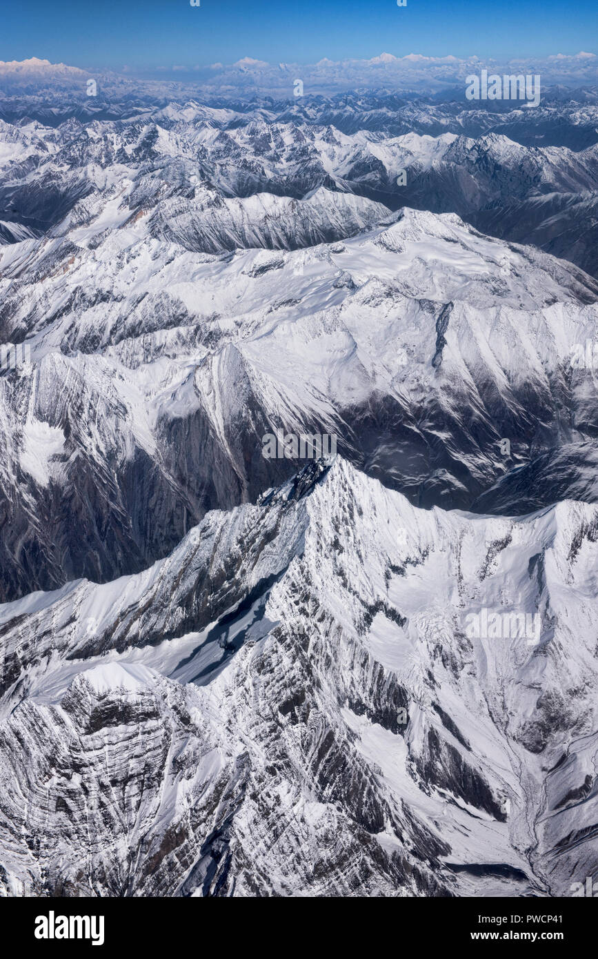 The peaks of Kashmir and Karakoram, with Tirich Mir (7708m) in the Hindu Kush seen in the back, Kashmir, India Stock Photo