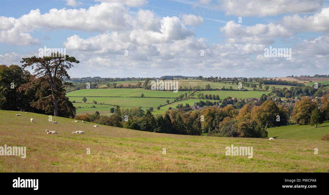Farmland near Guiting Power, Cotswolds, Gloucestershire, England Stock Photo