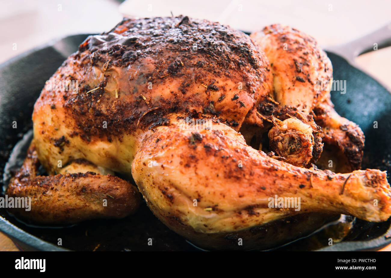 Full chicken roast Stock Photo - Alamy
