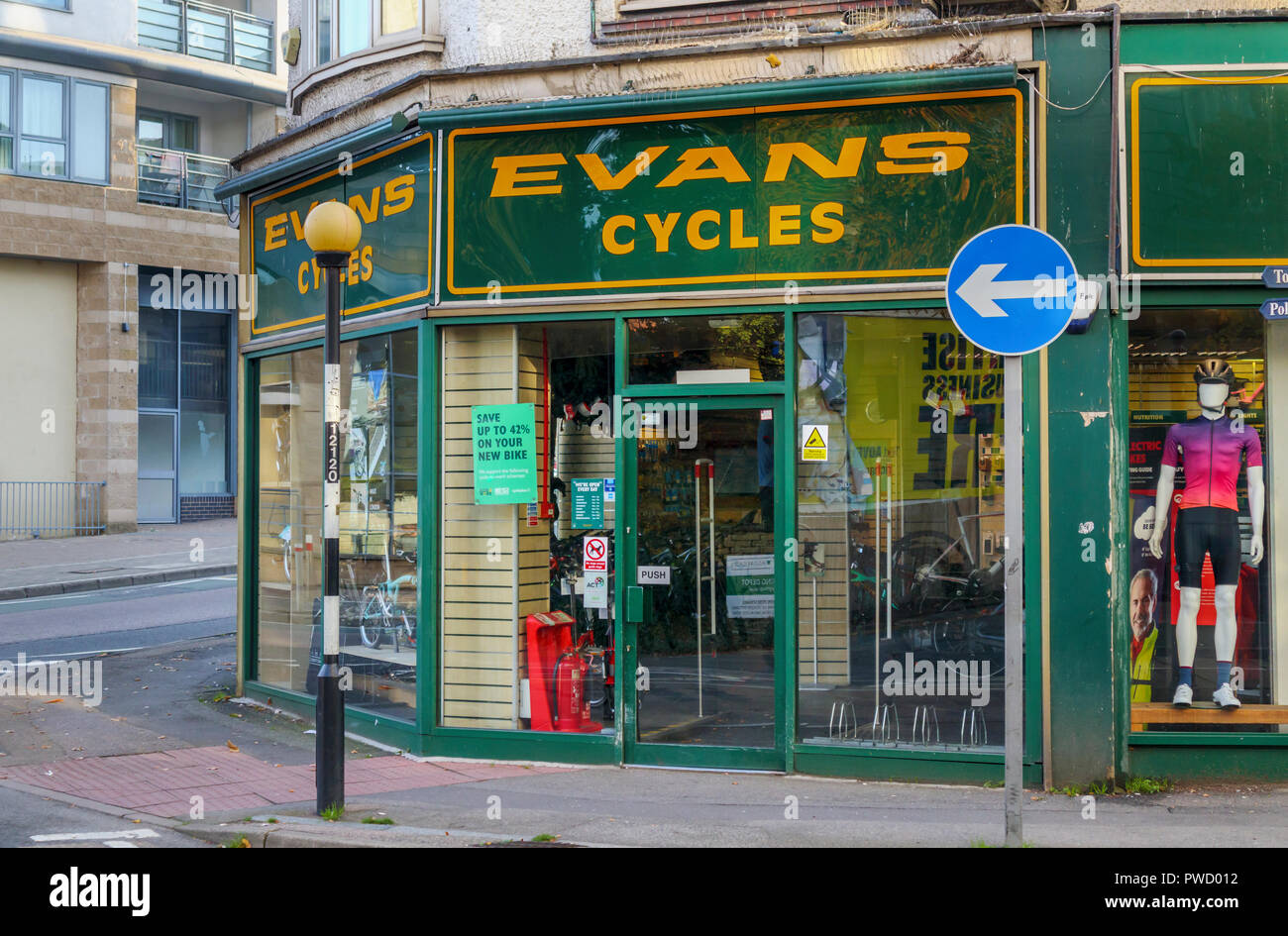 Evans cycles hotsell northampton