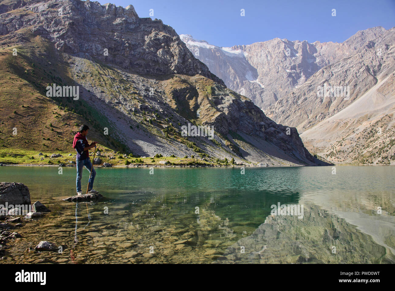 scenery-from-the-beautiful-kulikalon-lakes-fann-mountains-tajikistan