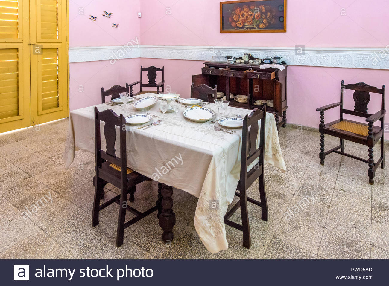 Colonial Dining Room High Resolution Stock Photography And Images Alamy