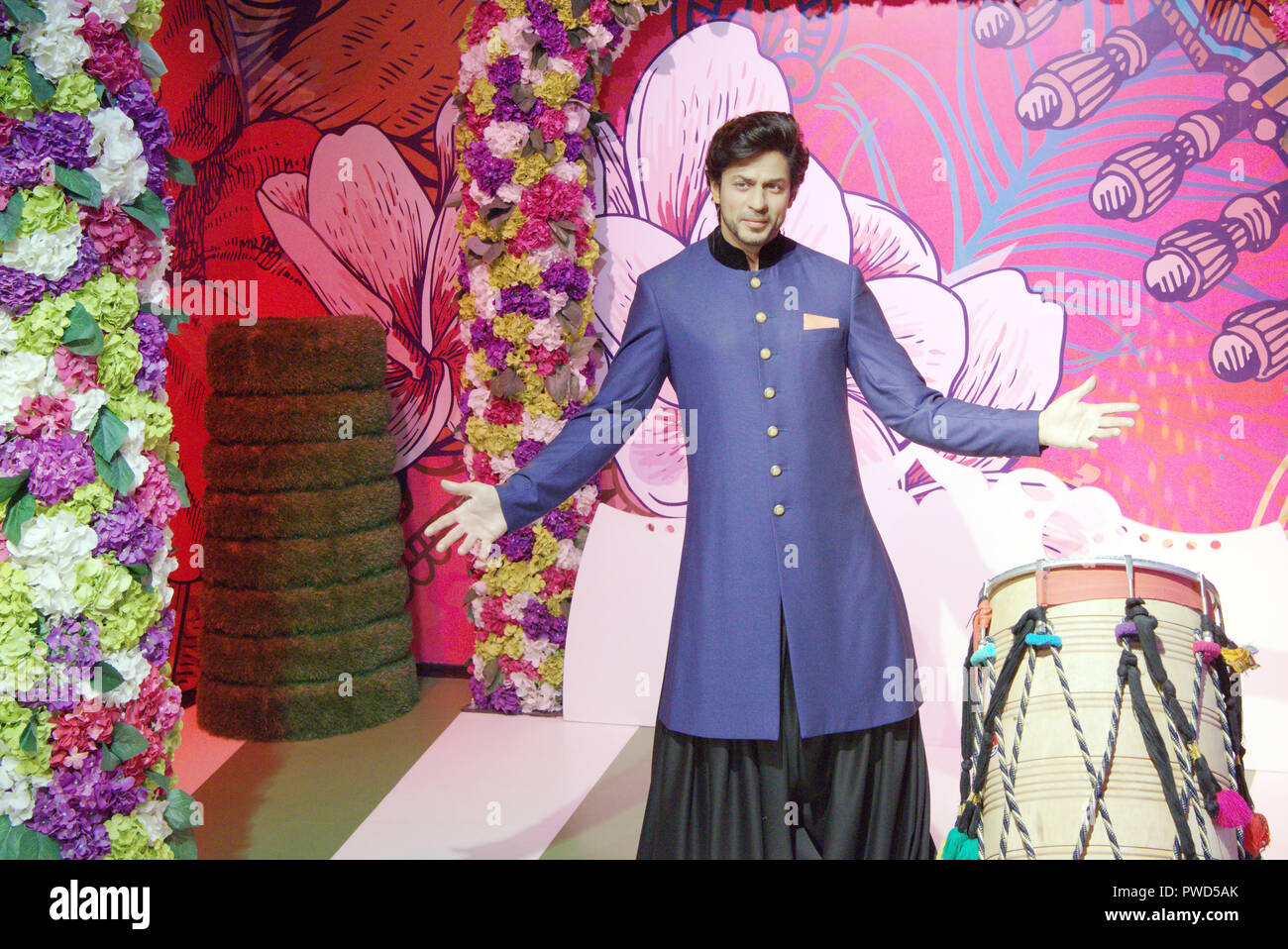 Wax figure of Bollywood actor Shah Rukh Khan at Madame Tussauds museum, Delhi Stock Photo