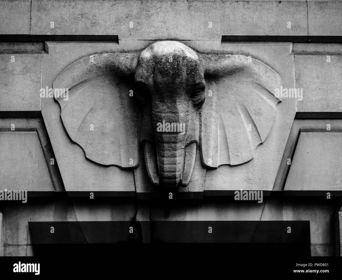 South Africa House Stock Photo Alamy south-africa-house-stock-photo-alamy