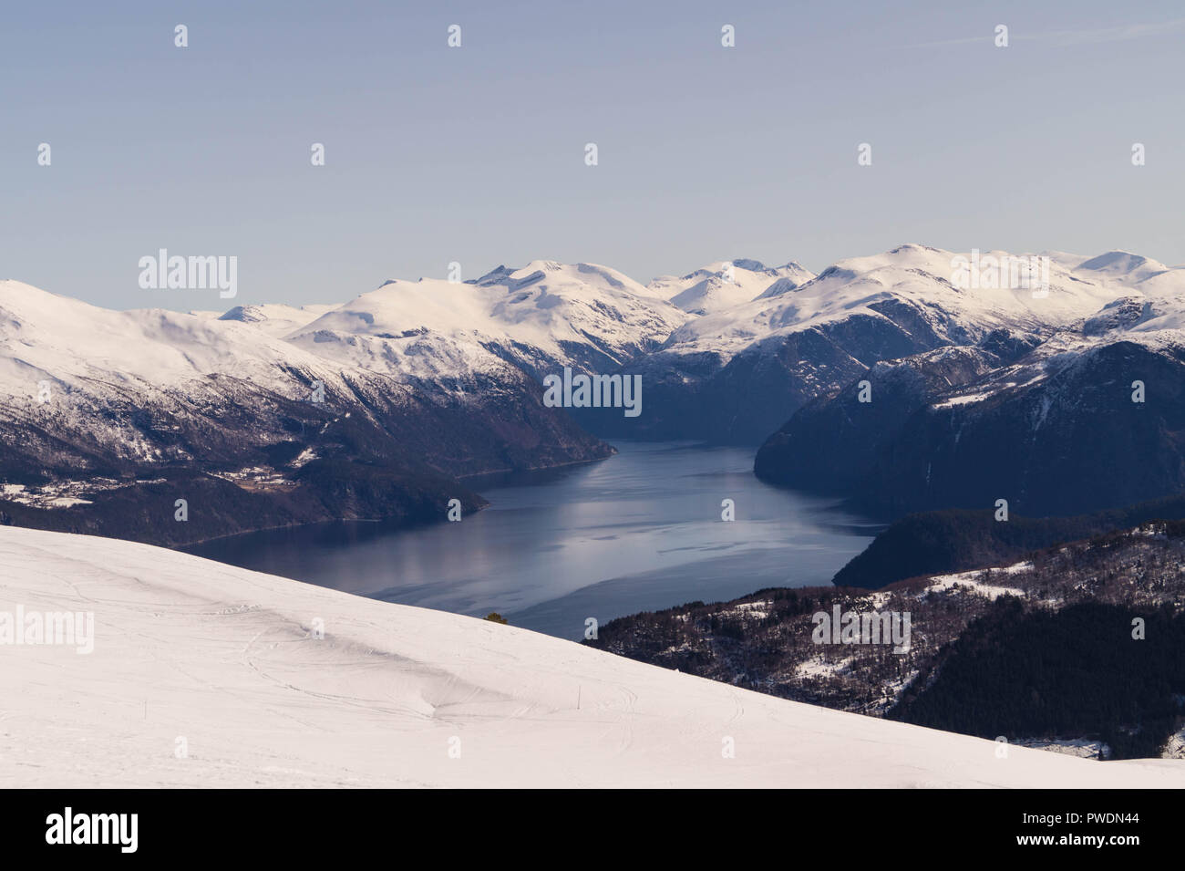 stranda norwegian ski resort Stock Photo - Alamy
