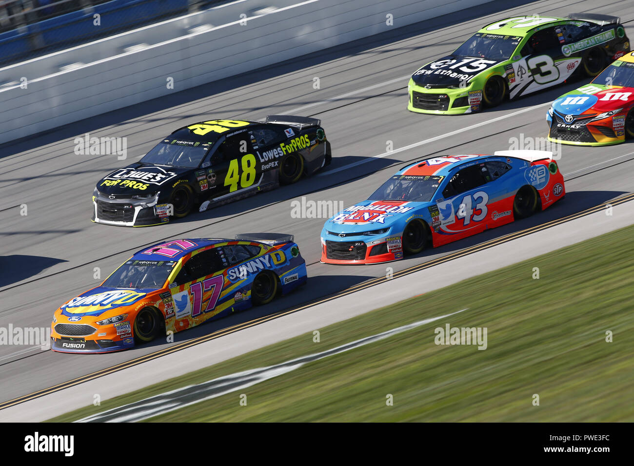 Talladega nascar track hi-res stock photography and images - Page 13