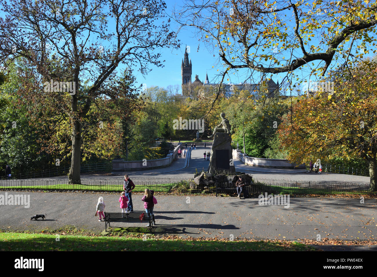 15th, October, 2018. A sunny Autumn day overlooking the HLI monument and bridge over the river Kelvin in Kelvingrove Park, Glasgow, Scotland, UK, Europe. Stock Photo
