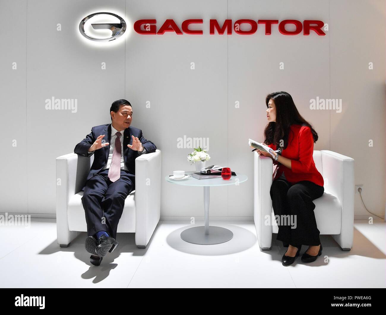 181016 Paris Oct 16 2018 Xinhua Zeng Qinghong L Ceo Of Gac Group Speaks During An Interview In Paris France On Oct 2 2018 Gac Motor China S Leading Auto Maker