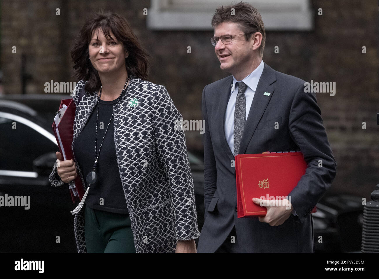 London, UK. 16th October, 2018. Ministers arrive for an extended Cabinet meeting at 10 Downing Street. Credit: Guy Corbishley/Alamy Live News Stock Photo