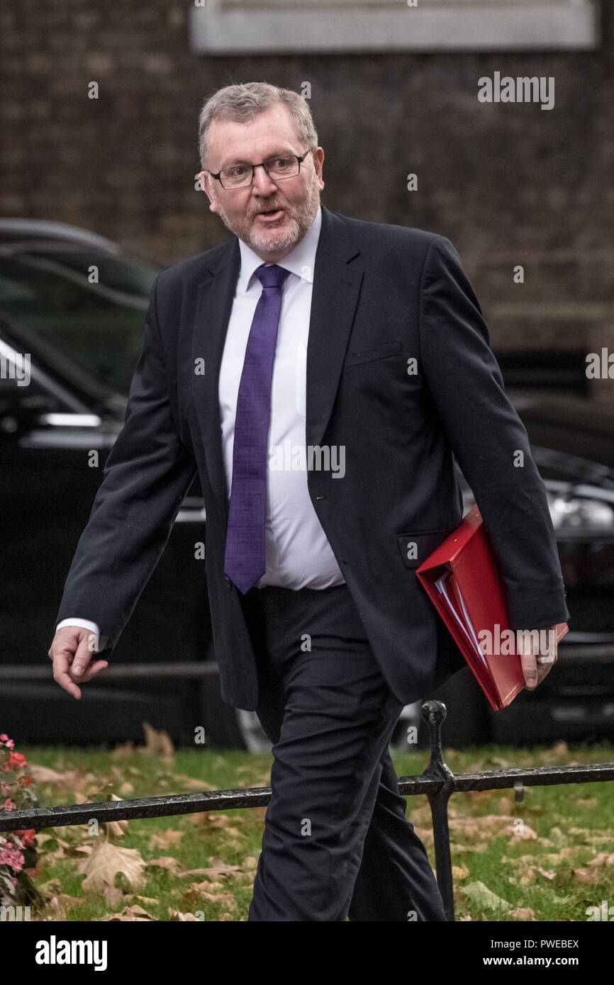 London, UK. 16th October, 2018. Ministers arrive for an extended Cabinet meeting at 10 Downing Street. Credit: Guy Corbishley/Alamy Live News Stock Photo