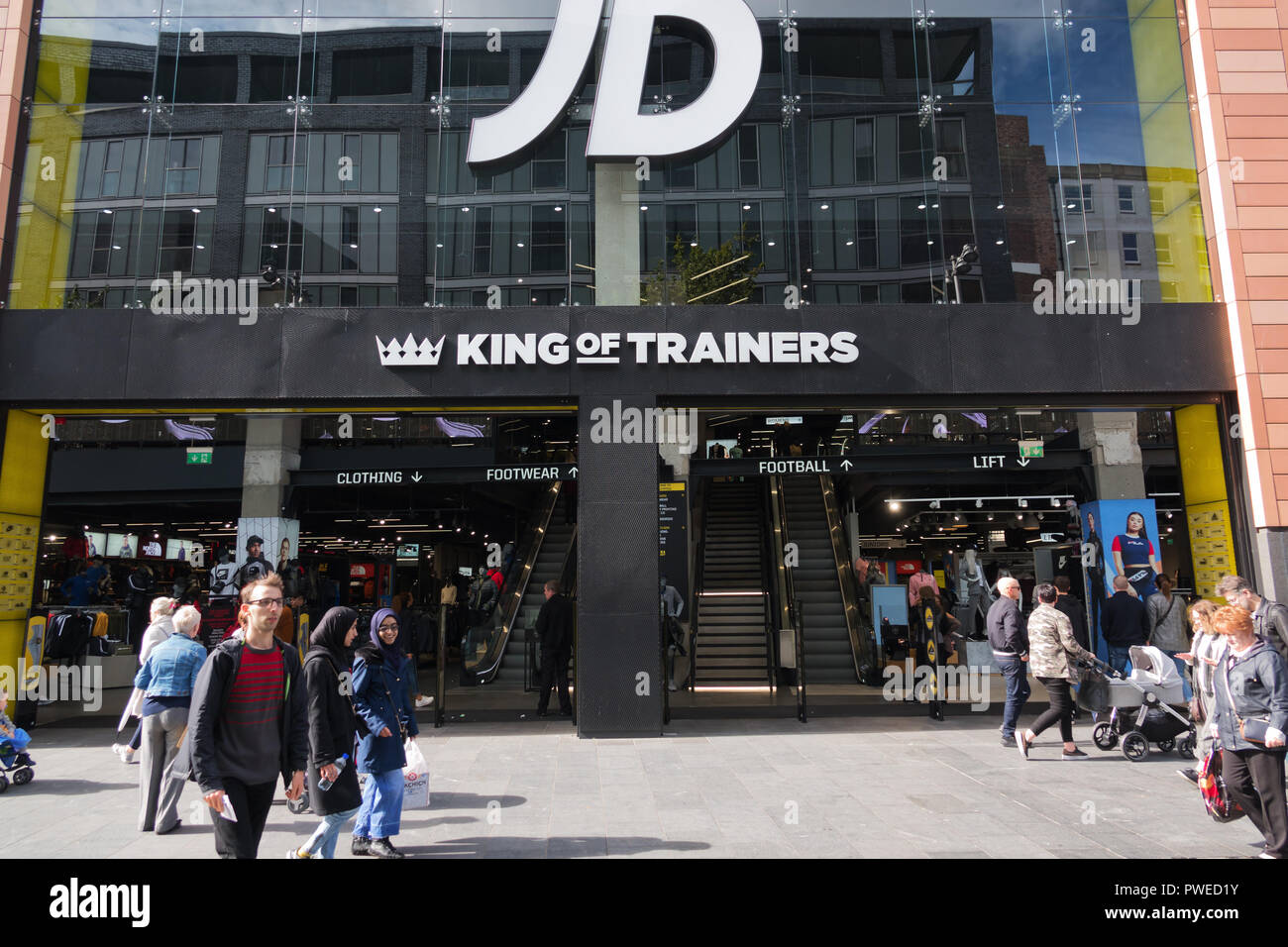 Jd king of trainers hi-res stock photography and images - Alamy