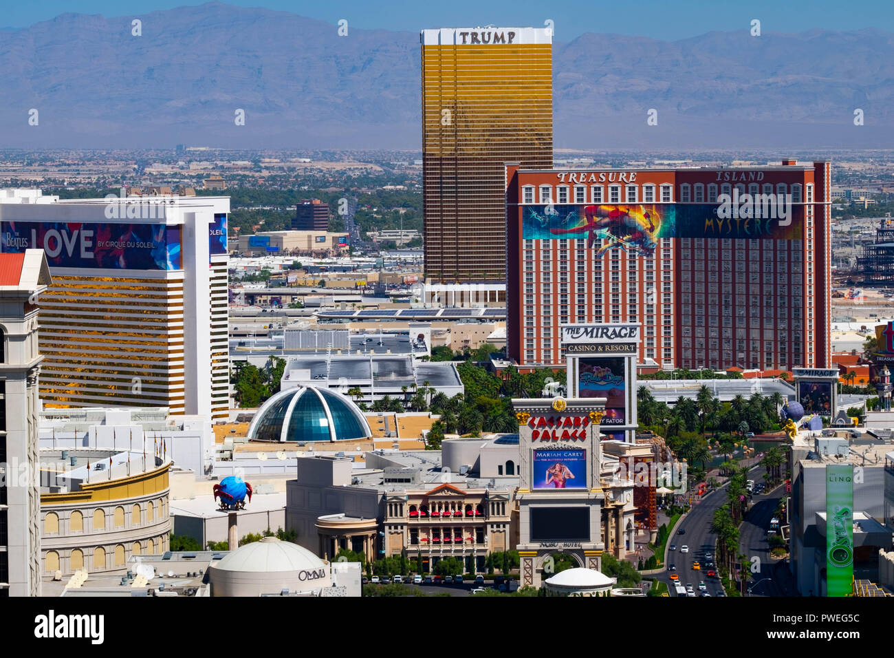 The Strip in Las Vegas with the hotels & casinos like Trump International Hotel, Treasure Island, The Mirage & Caesars Palace Stock Photo