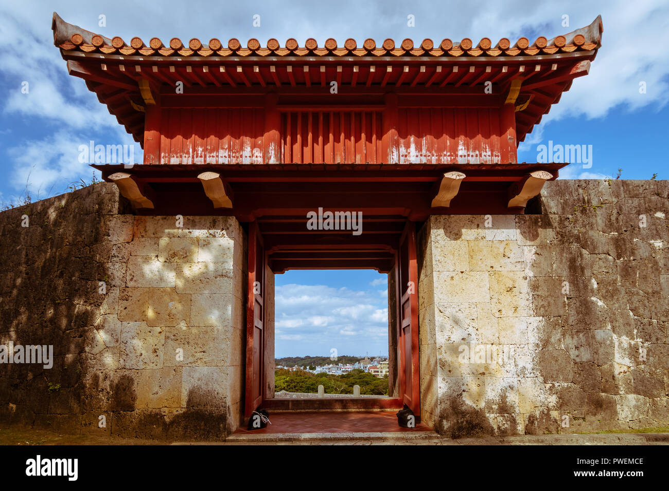 Okinawa old hi-res stock photography and images - Alamy