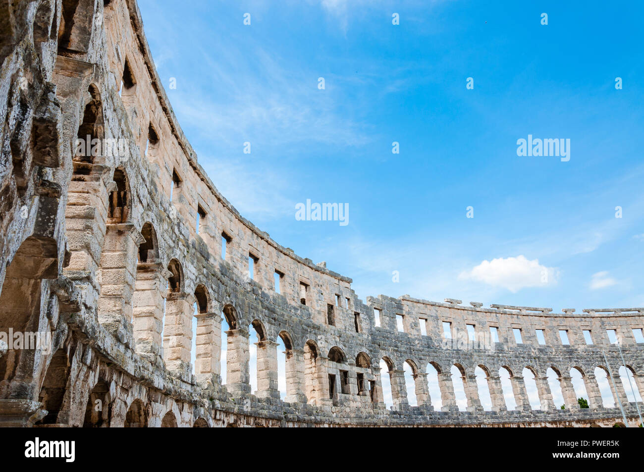 Pul ellipse hi-res stock photography and images - Alamy