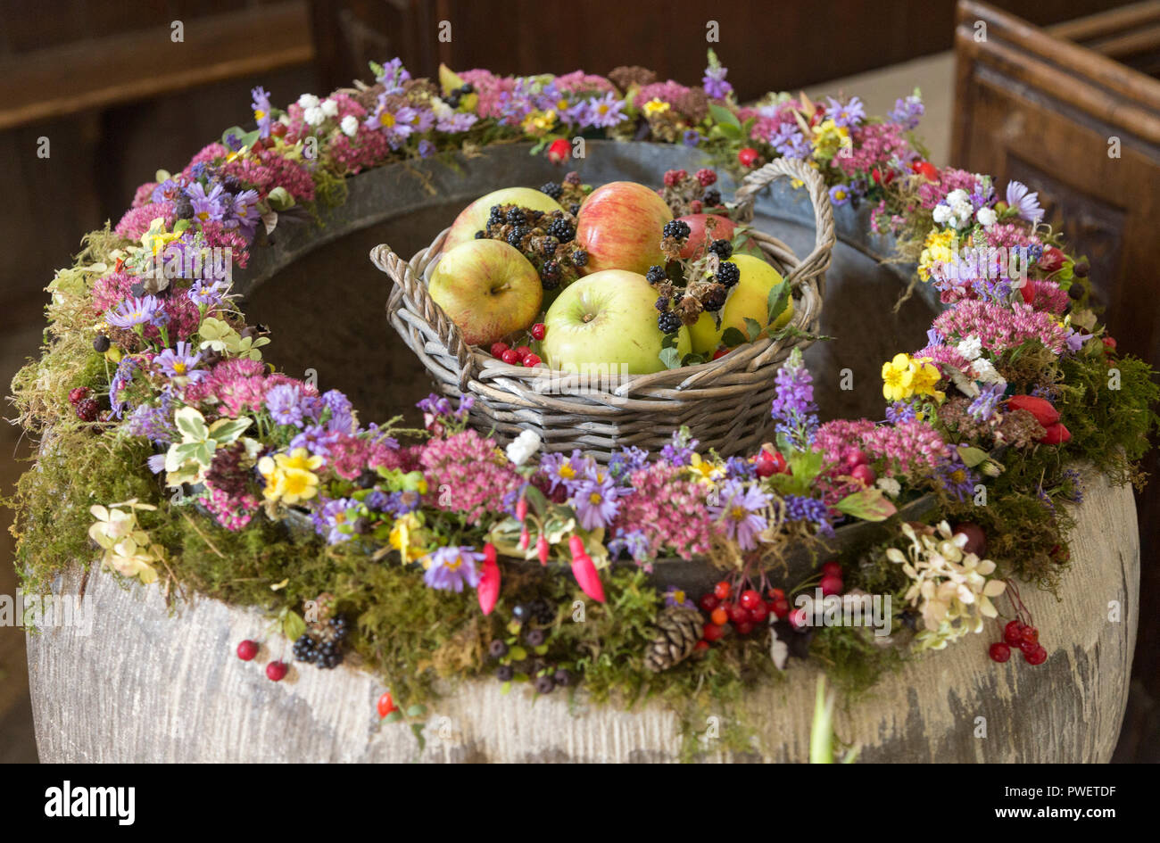 Harvest festival church uk hires stock photography and images Alamy