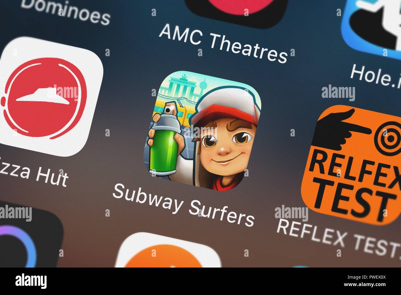 The first version of the Subway Surfers on iPhone - Subway Surfers