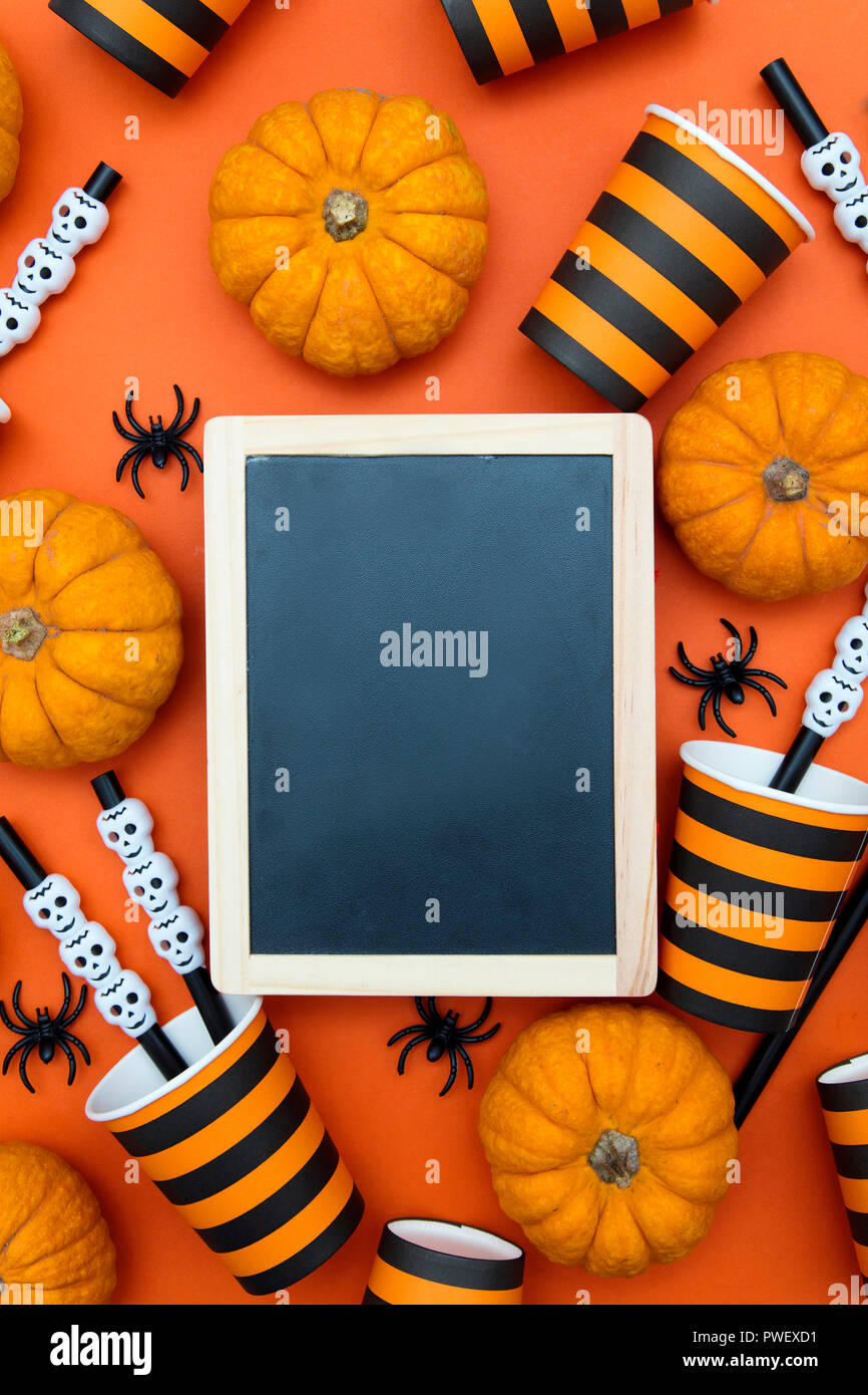 Orange and black happy halloween party background Stock Photo - Alamy