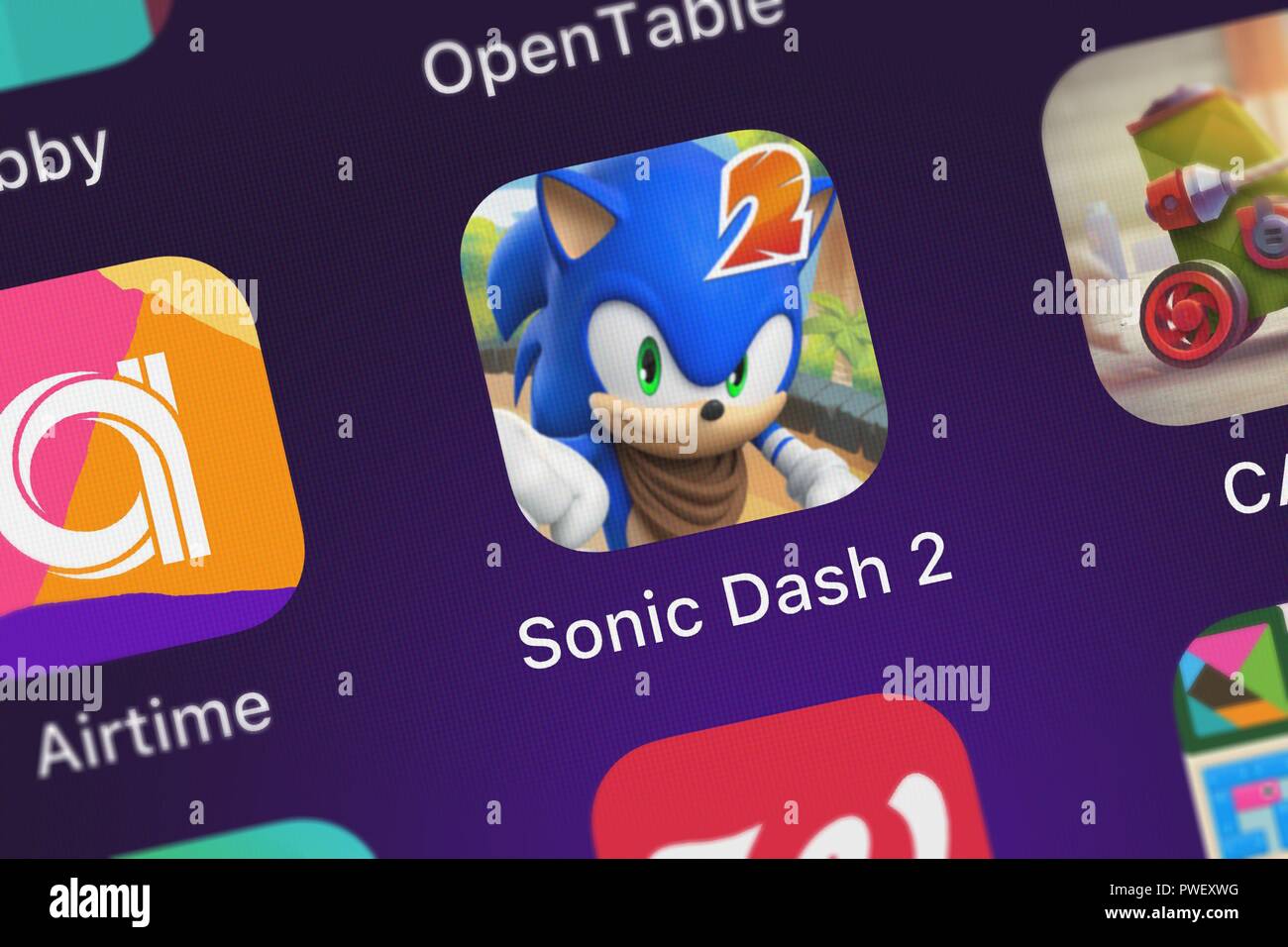 London, United Kingdom - October 15, 2018: Screenshot of the Sonic Dash 2: Sonic Boom mobile app from SEGA icon on an iPhone. Stock Photo