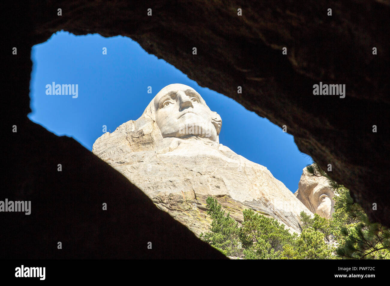 Sculpture of Washington at Mount Rushmore Stock Photo Alamy